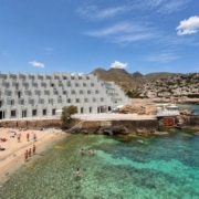 Cala Clara mit Hotel Globales