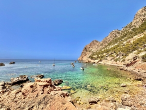 Cala en Basset