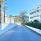 Straße in Cala Mesquida im Winter