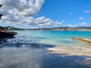 Stadtstrand von Portocolom